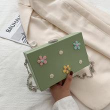 将图片加载到图库查看器,Women's 2020 New ins bag women's crossbody all-match daisy flower hipster online popular shoulder